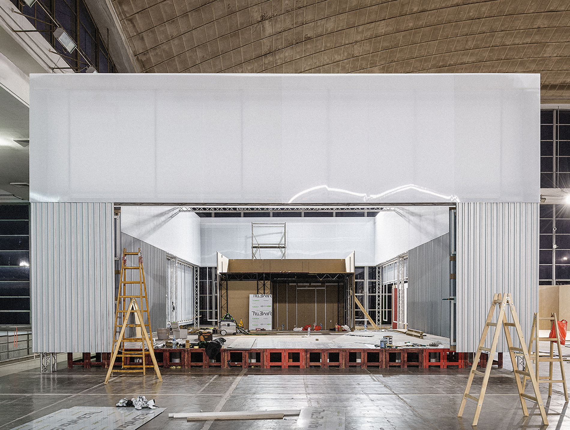 Free Practice, projects: Nike Tech Clubhouse (Fig. 22)