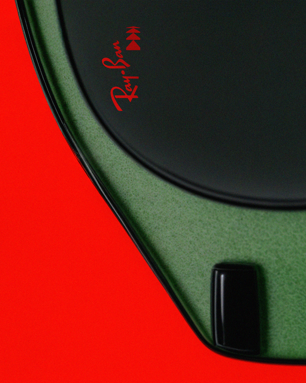 Free Practice, projects: Ray-Ban Forward (Fig. 4)
